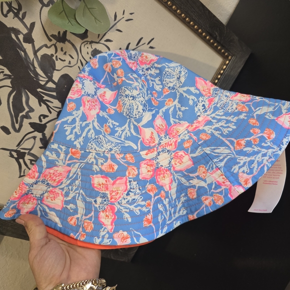 Lilly Pulitzer Vibrant Floral Hat in Blue and Pink - Picture 6 of 7